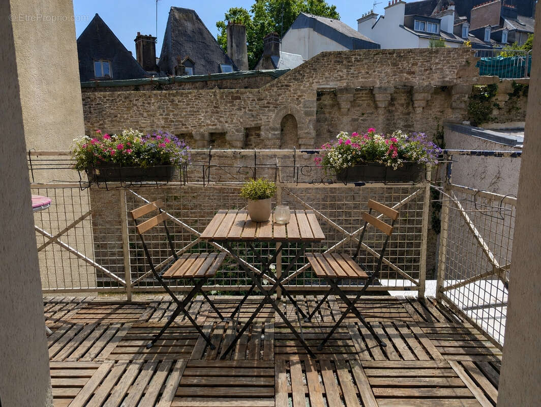 T4 de Standing - photo 2