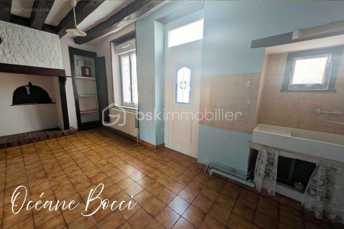 Maison à MEHUN-SUR-YEVRE