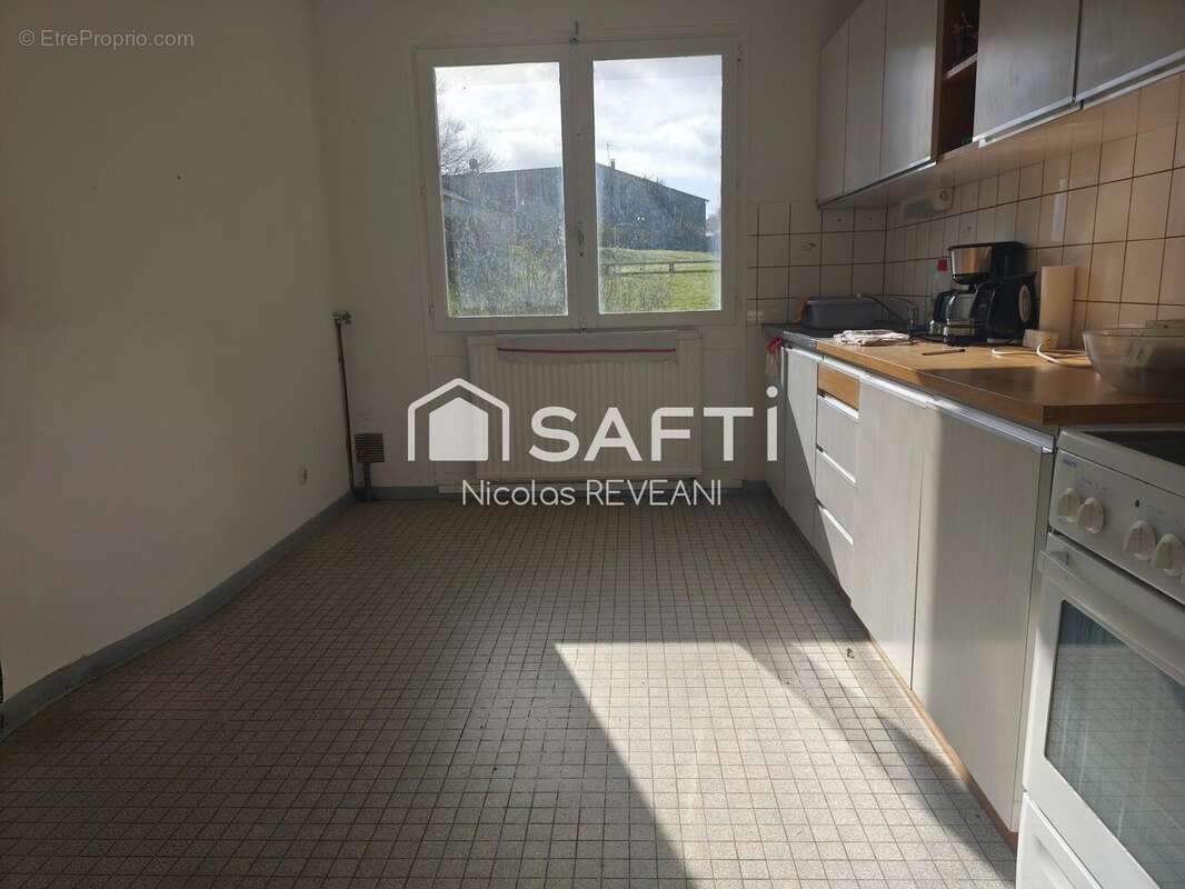 Maison 118 m² à Les Trois-Domaines  - photo 8