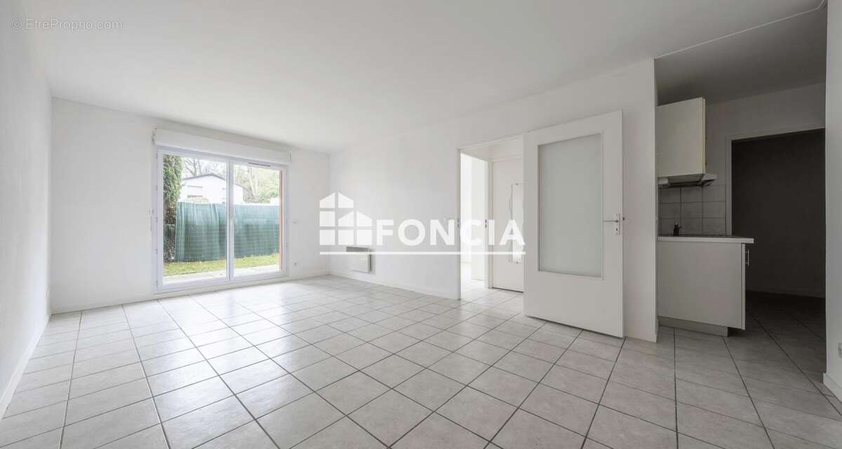 Appartement à VILLENAVE-D'ORNON
