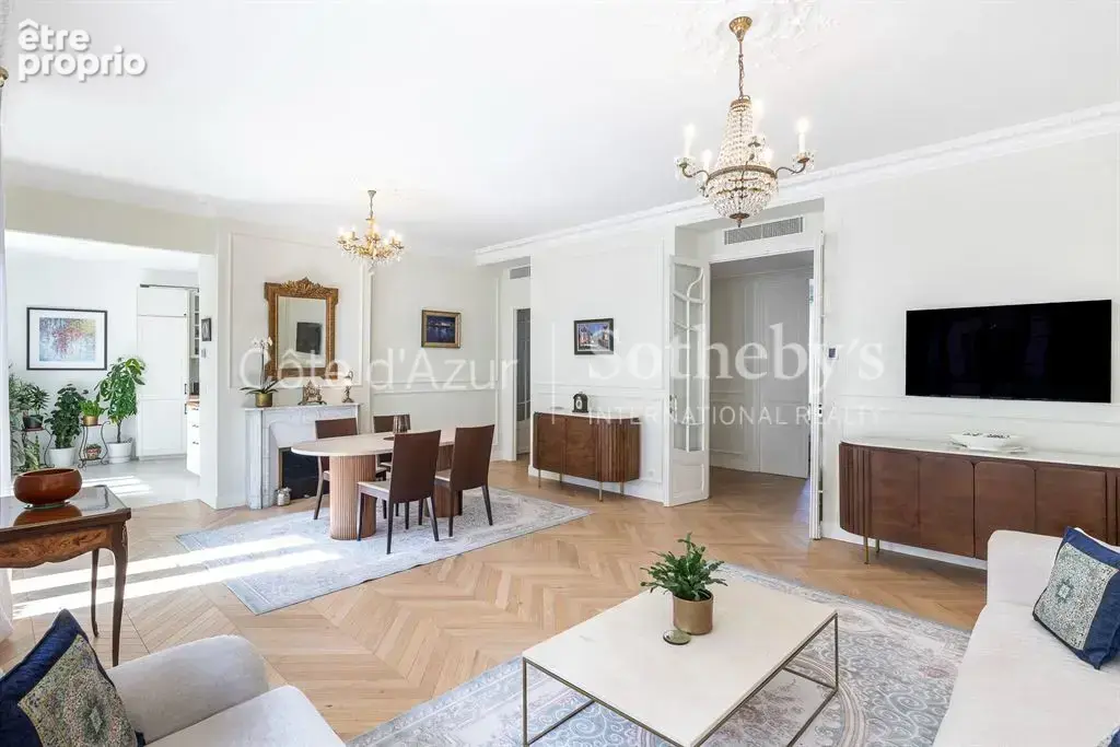 Nice Carré d’Or, appartement bourgeois 4 pièces avec trois chambres et balcon - photo 8