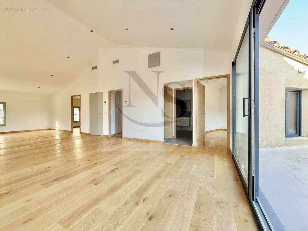 Appartement à AIX-EN-PROVENCE