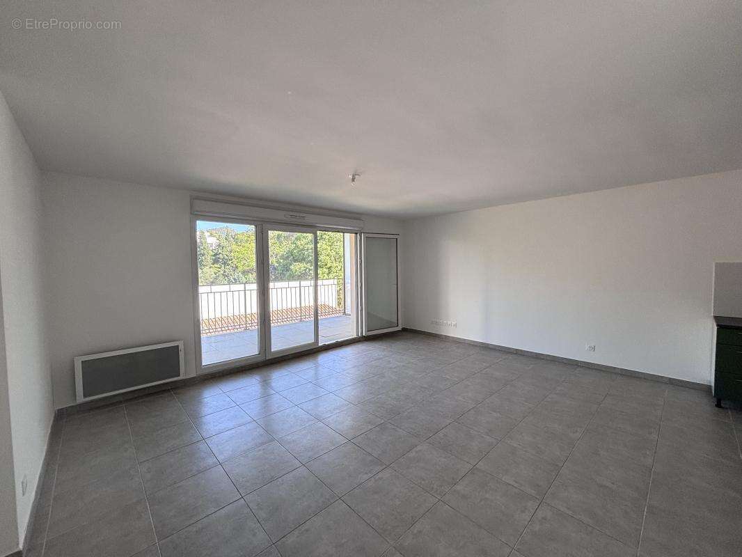 Appartement à MARSEILLE-9E