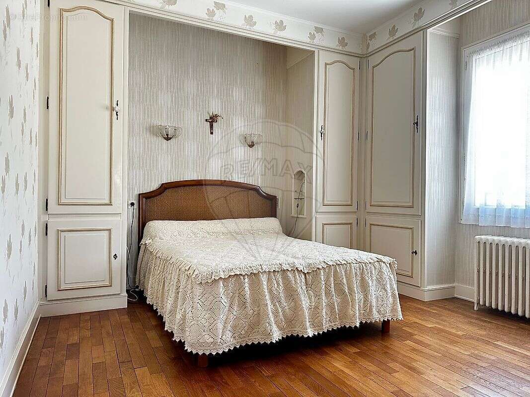 Maison à CERCY-LA-TOUR