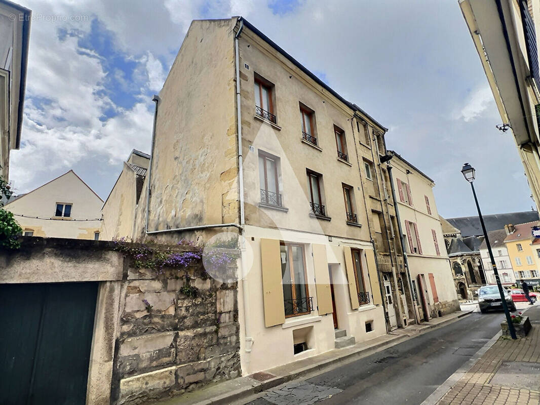 Appartement à PONTOISE