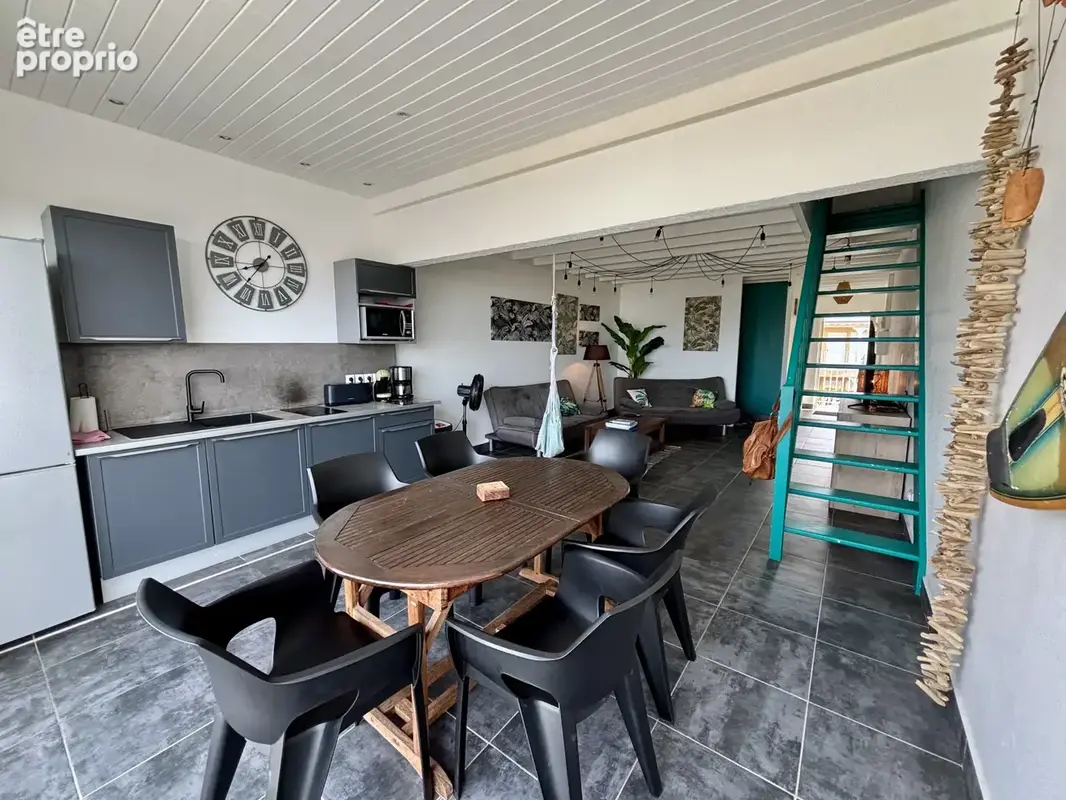 Duplex clé en mains Baie Nettlé, résidence sécurisée avec piscines - photo 2