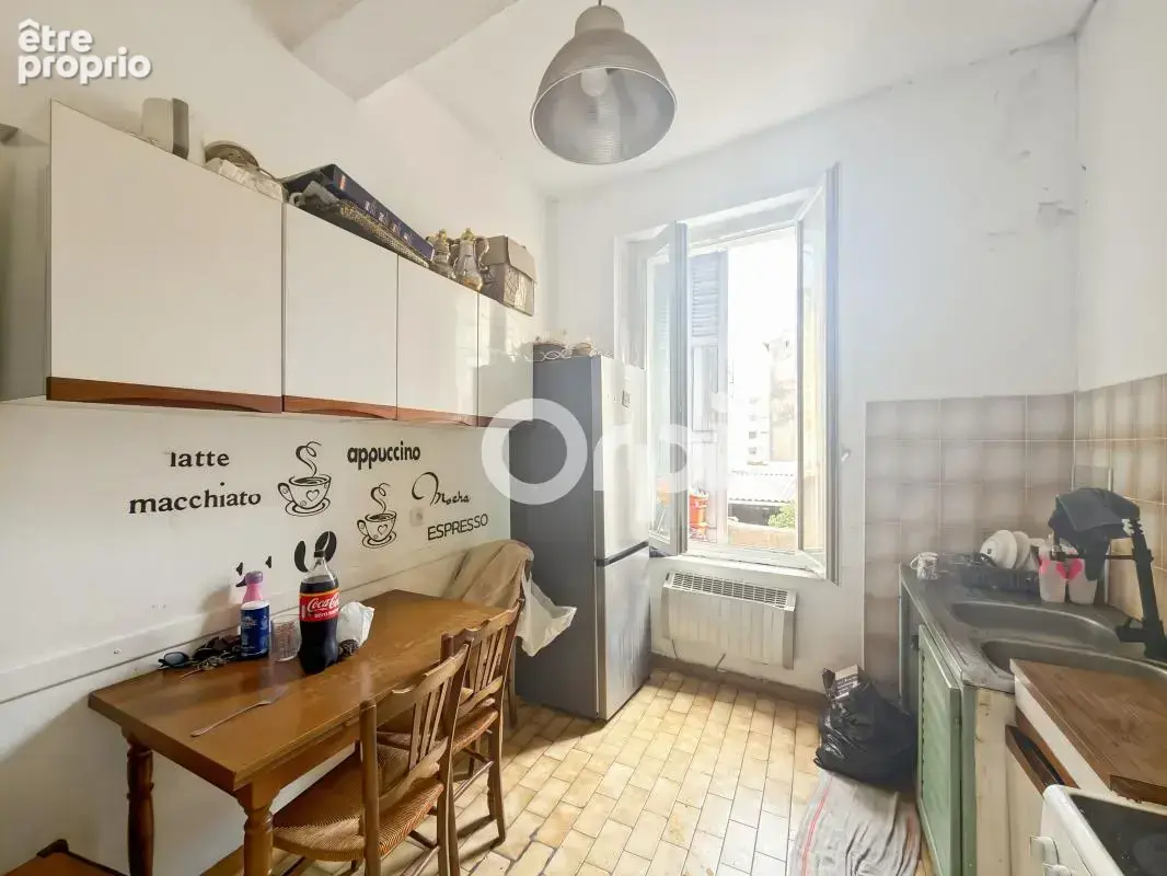 ** La Ciotat centre-ville - Appartement 3 pièces 58 m2 ** - photo 3