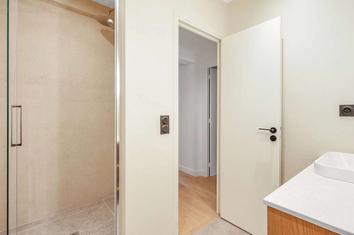 Appartement à PARIS-9E