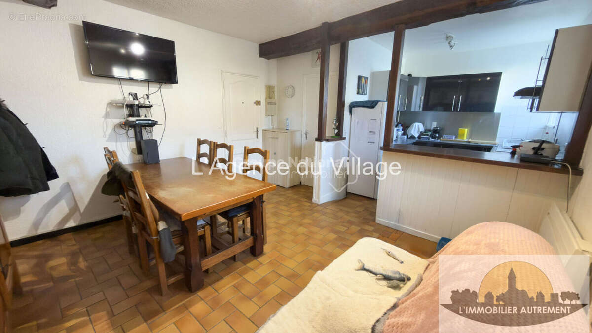 Appartement à MOUY