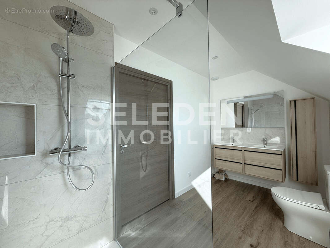 Magnifique maison T5 163m2 avec grand garage et jardin - photo 8