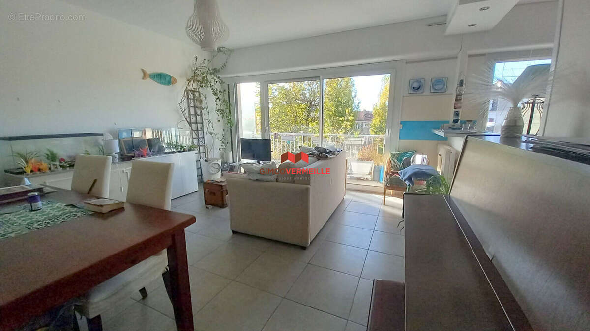 Appartement à CROISSY-SUR-SEINE
