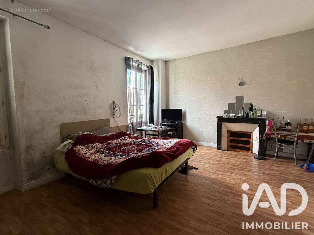 Appartement 80 m² à Le Chatelet-En-Brie  - photo 4