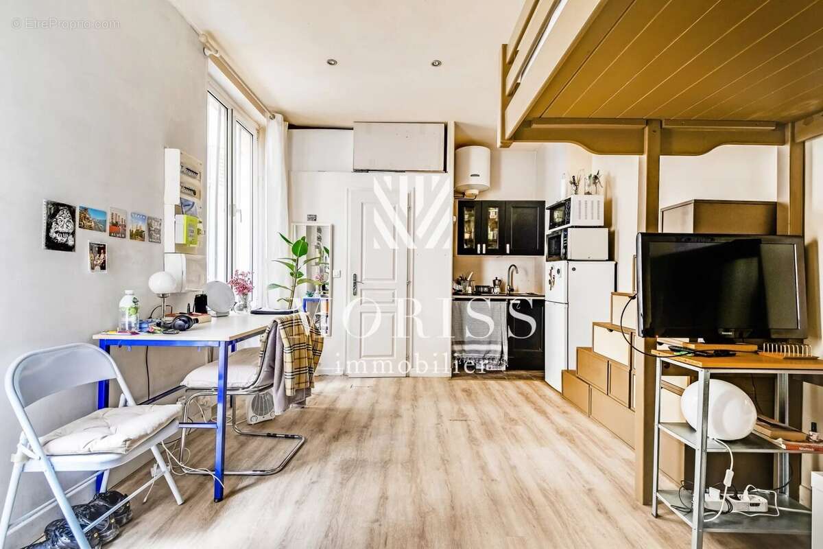 Appartement à PARIS-18E