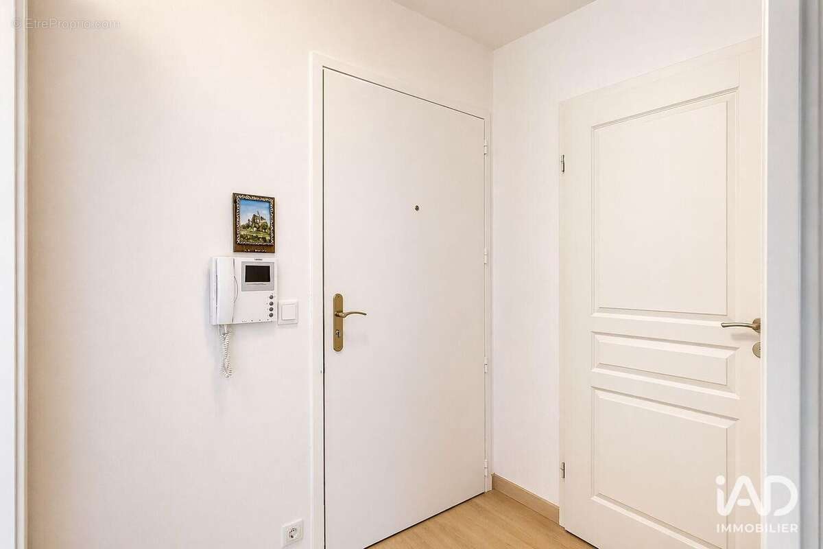 Photo 6 - Appartement à LE PLESSIS-TREVISE