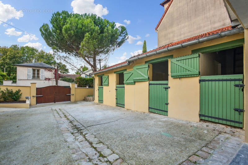 Maison à BOUGIVAL