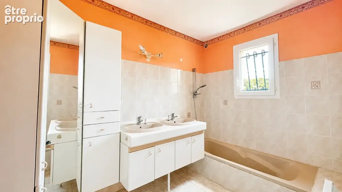 La Seyne sur mer - villa provençale T5 sur 907m2 de terrain - photo 17