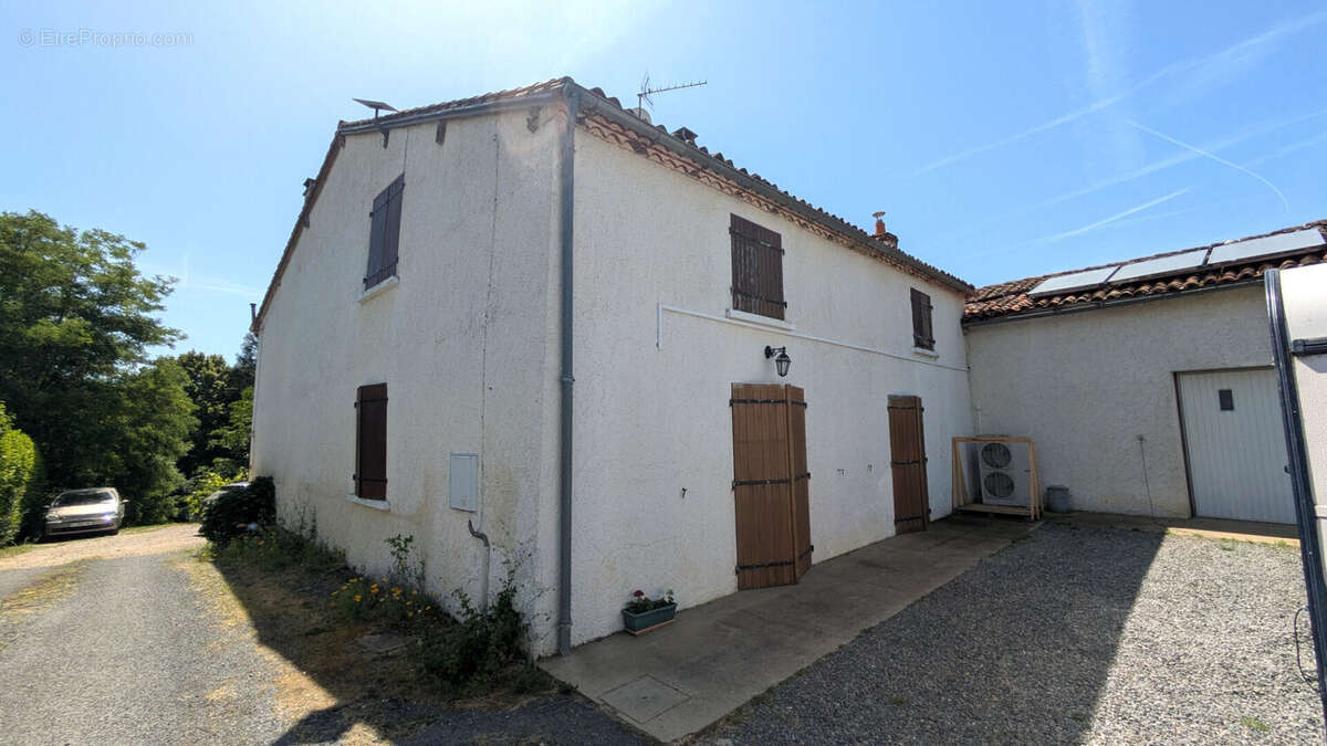 Maison 131m² à payroux - photo 16