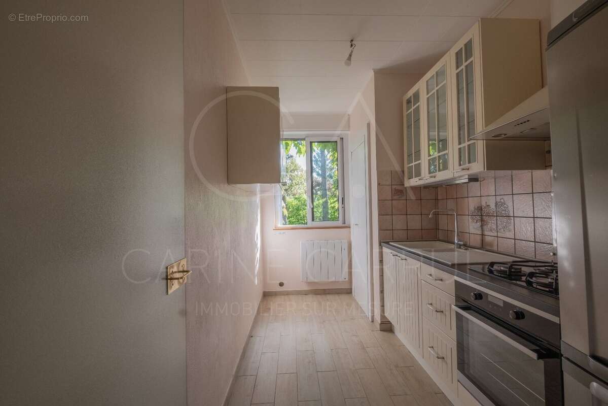 Appartement à CRAPONNE