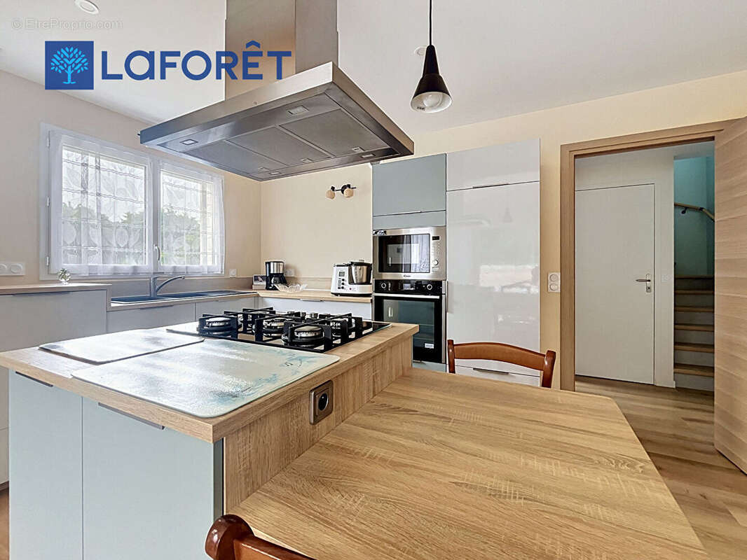 A VENDRE, Pontivy maison 4 pièces 112 m² - photo 4