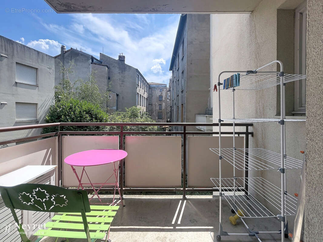 SAINT-ETIENNE Centre ville/Carnot/T4 en excellent état/Garage/Clés en main !! - photo 8
