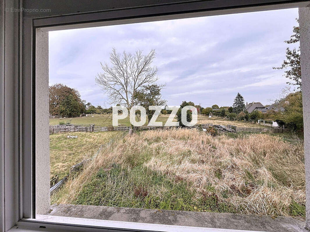 Maison à EQUEMAUVILLE