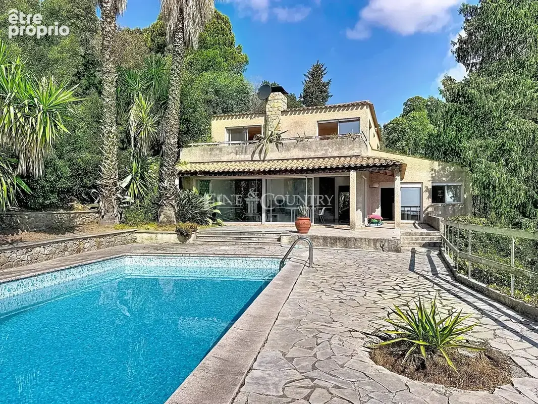 Vente 2 projets d'exception avec vue mer panoramique à Super Cannes - photo 3