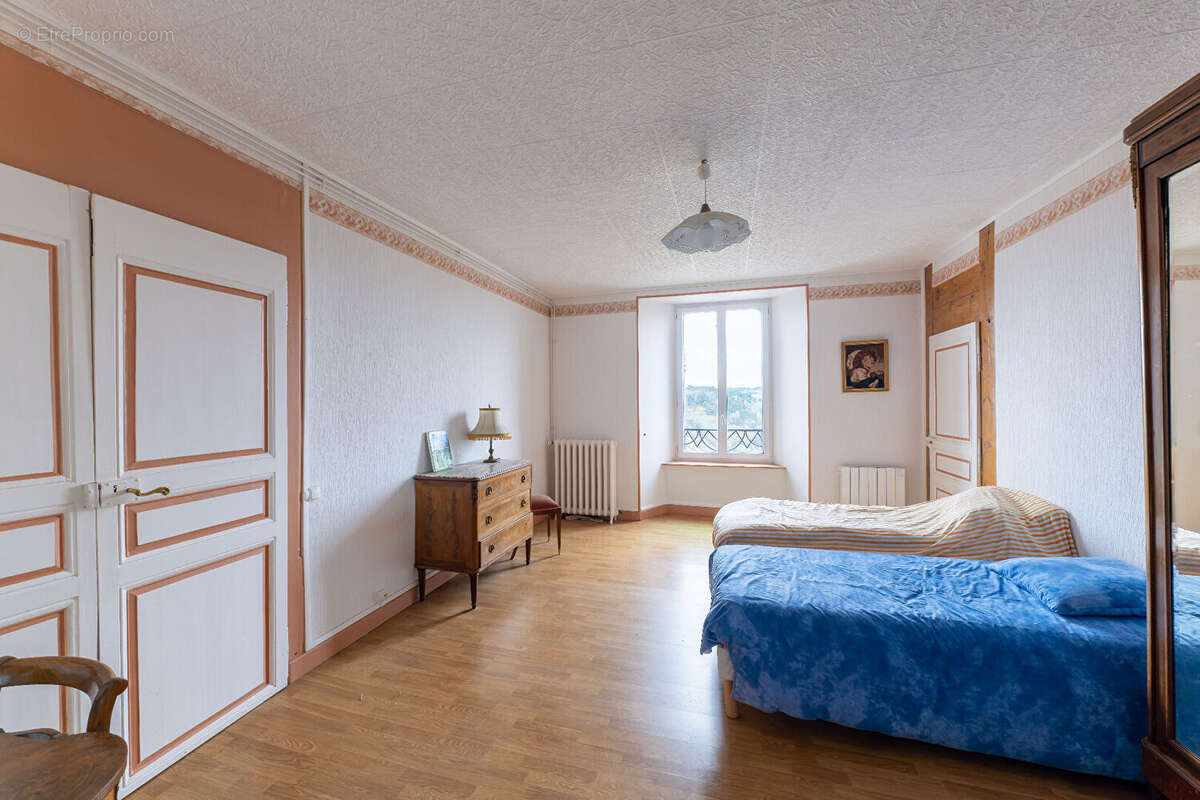 Appartement à SAINT-FLOUR