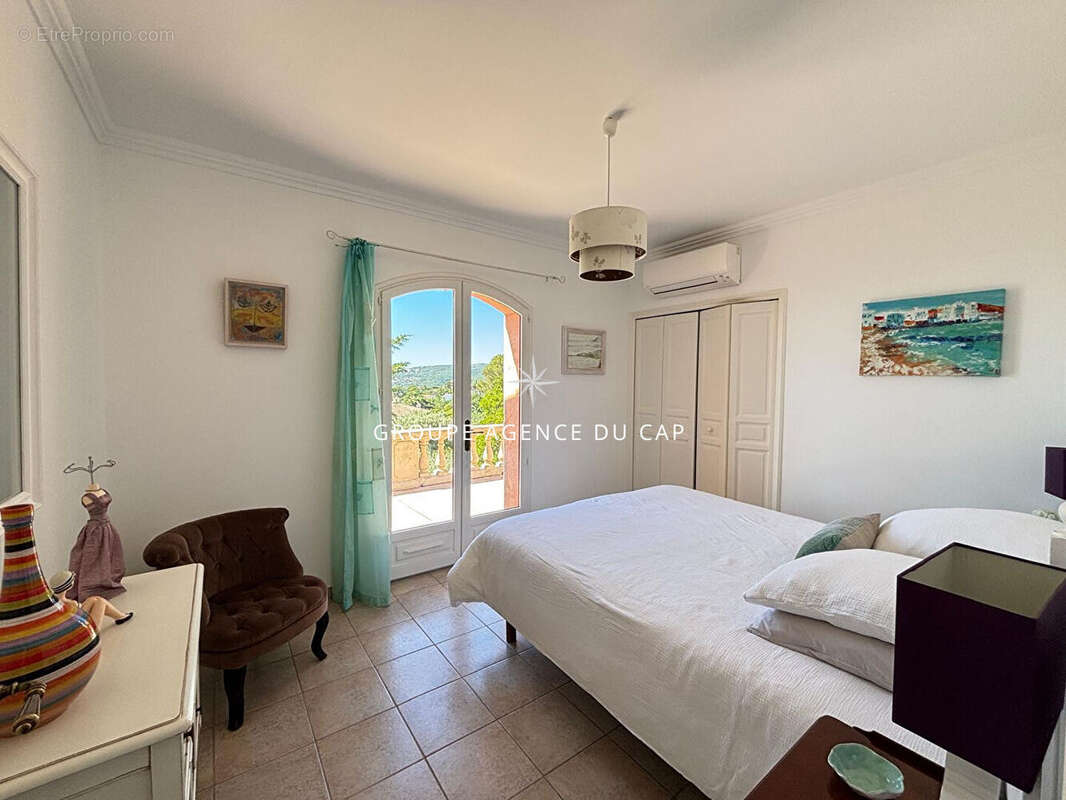 Maison à FREJUS