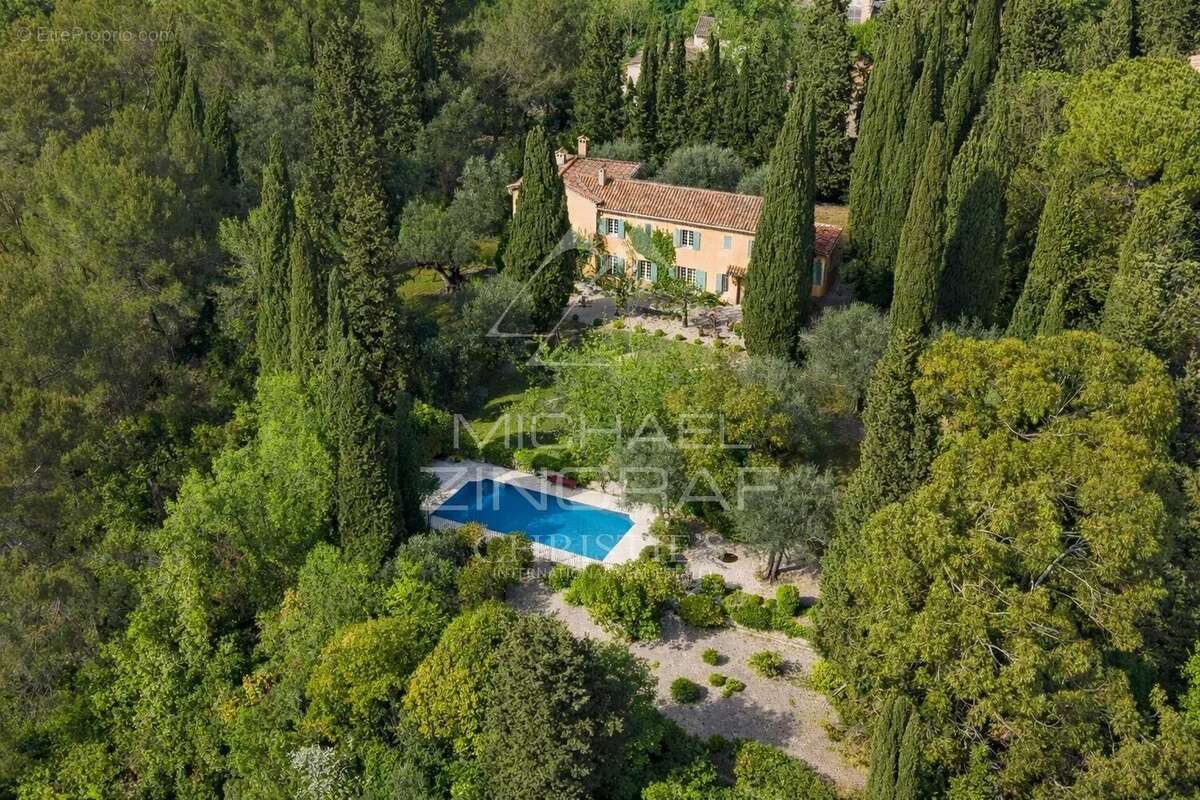 Maison à GRASSE