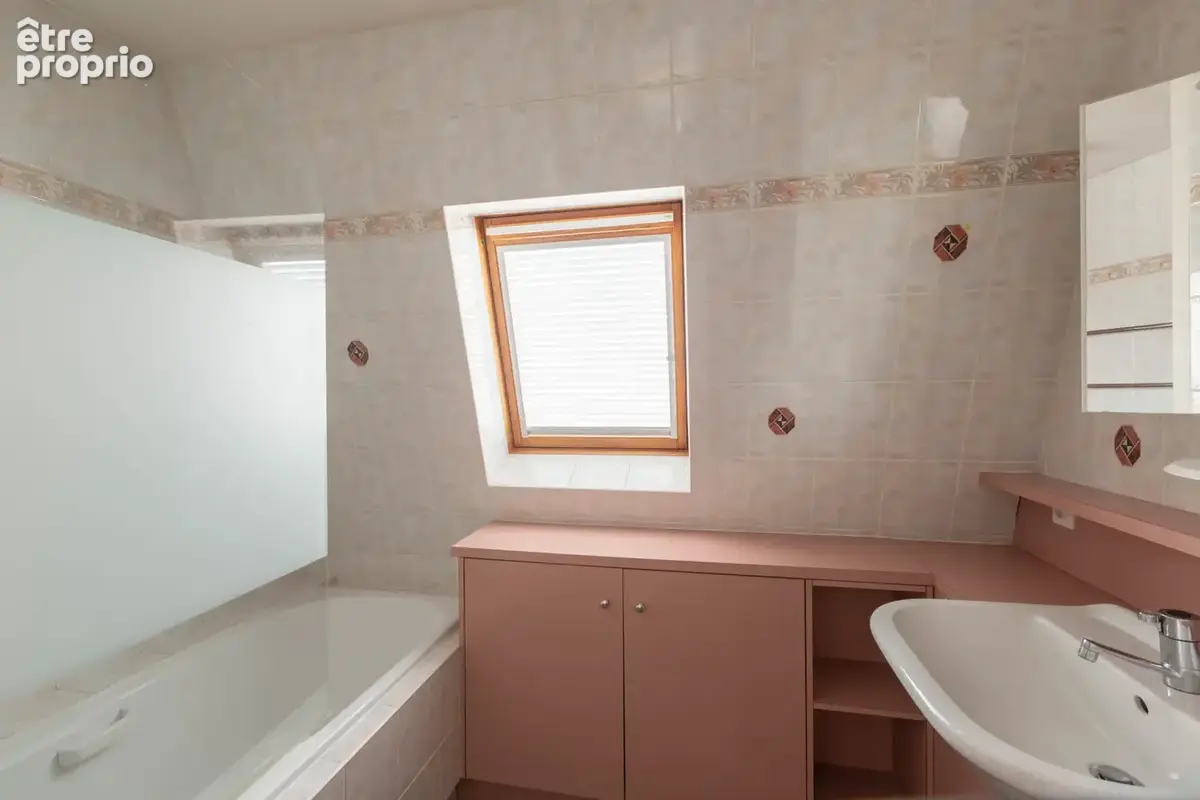 Superbe t4 en duplex avec terrasse et parkings - quartier saint-michel - photo 16