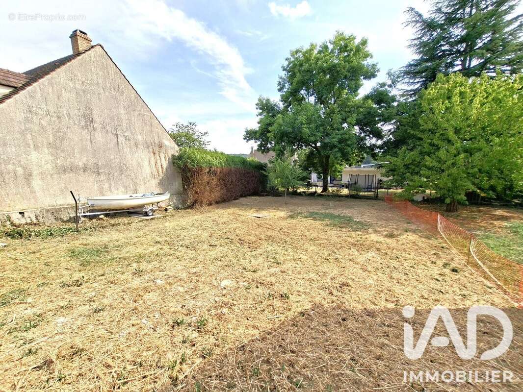 Terrain 465 m² à Mouroux  - photo 2