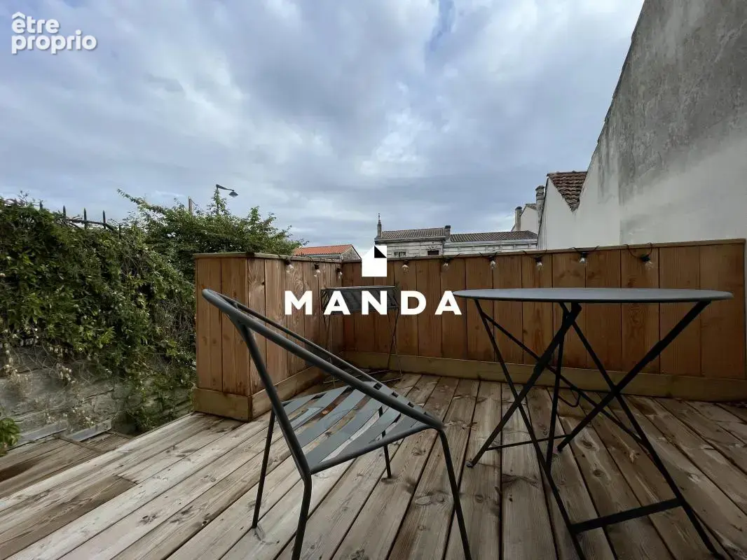 Maison rénovée à Cénon - photo 15