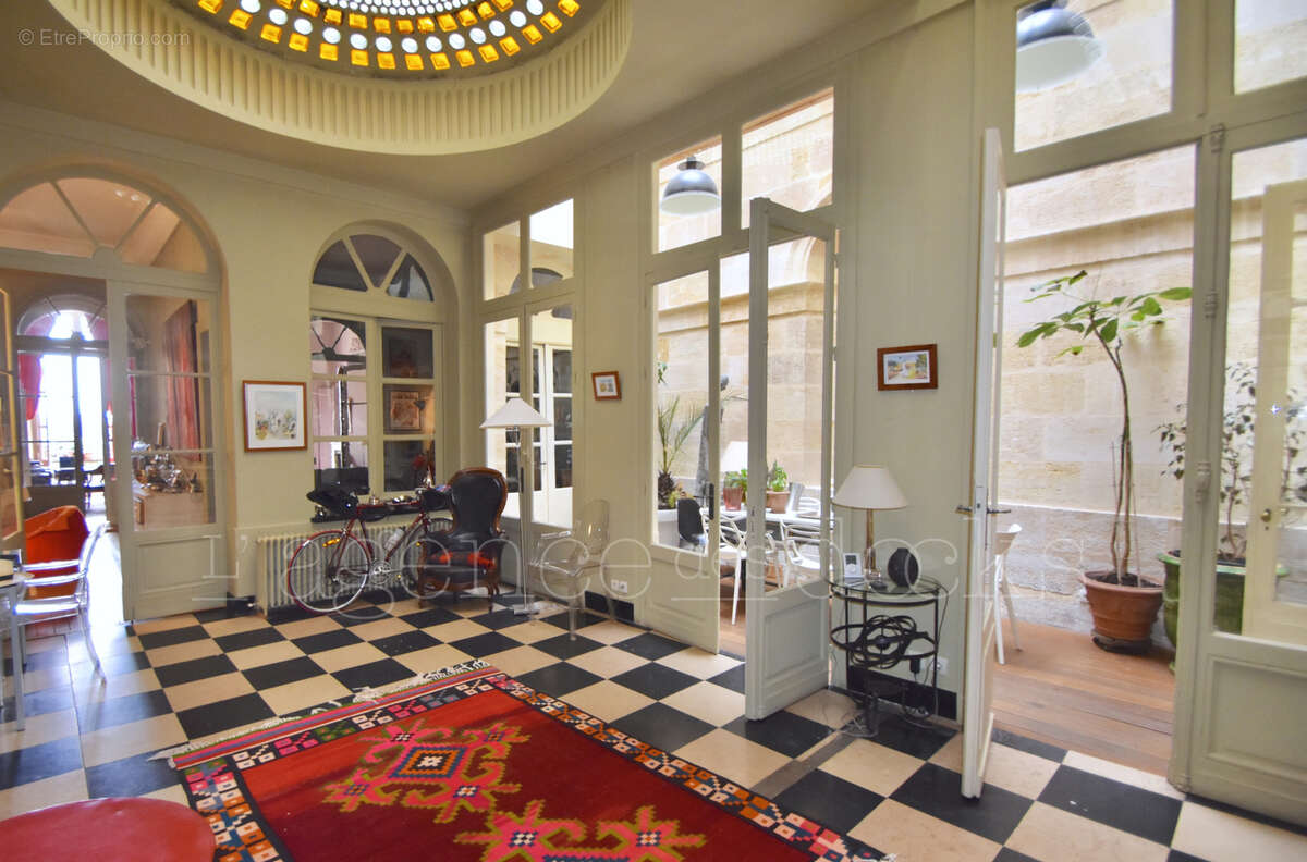 Appartement à BORDEAUX