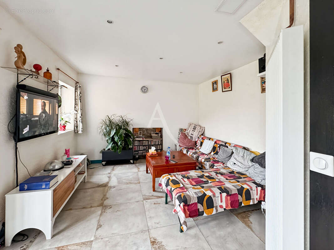 Maison à PUY-L&#039;EVEQUE