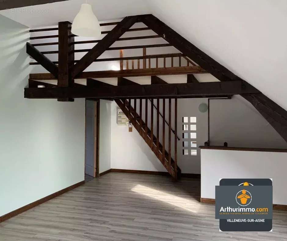 Appartement à BERRY-AU-BAC