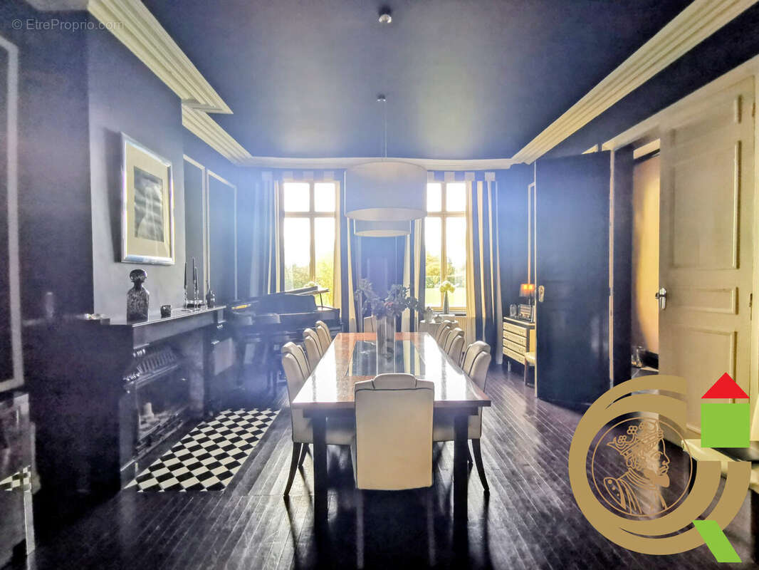 Maison à BERGUENEUSE