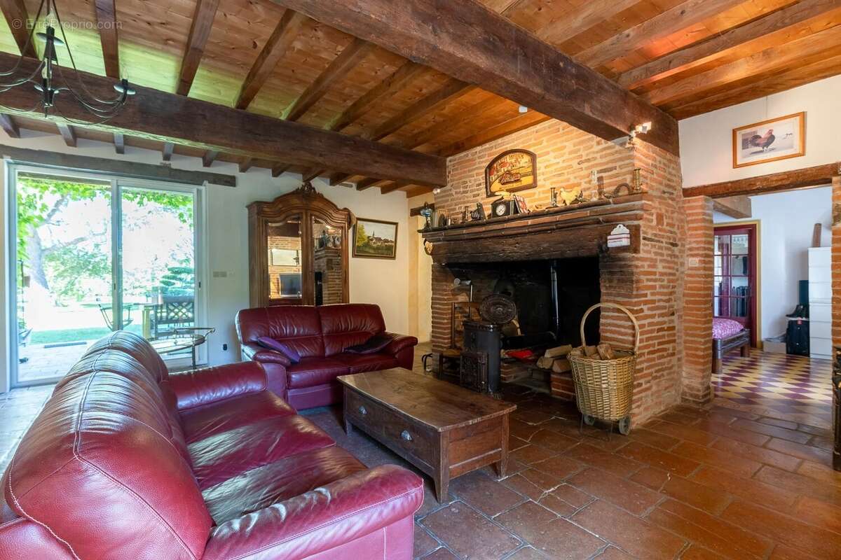 Maison à CASTELMAUROU