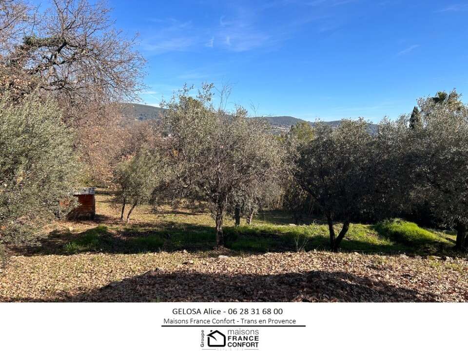 Terrain 840 m² à Draguignan  - photo 2