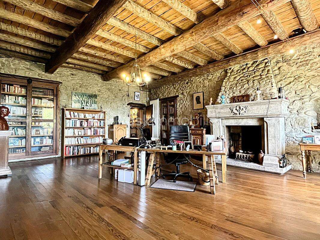 Maison à MOSSET