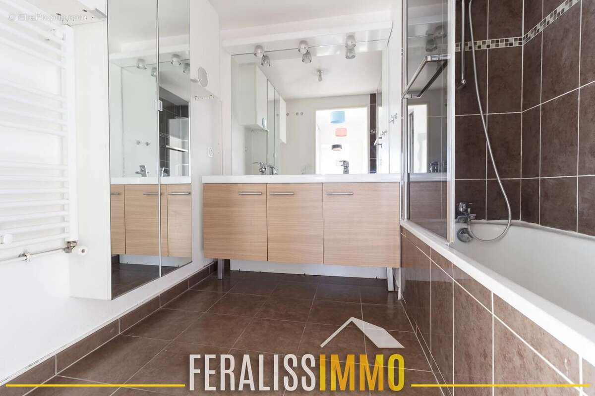 Appartement à ERAGNY