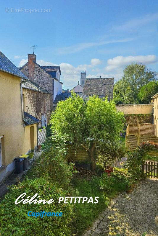 Appartement à MONTAUBAN-DE-BRETAGNE