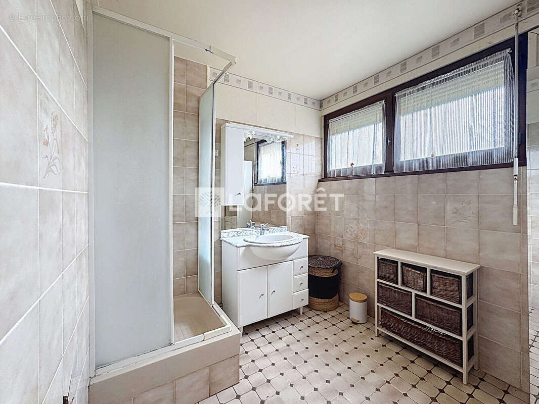 Maison Saint Pierre La Garenne 5 pièces 92 m2 - photo 9