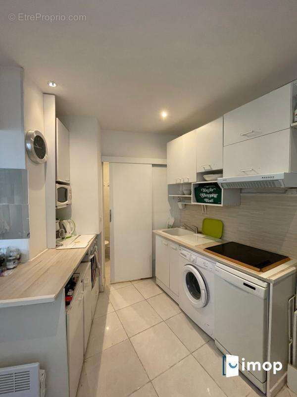 Appartement à PARIS-15E
