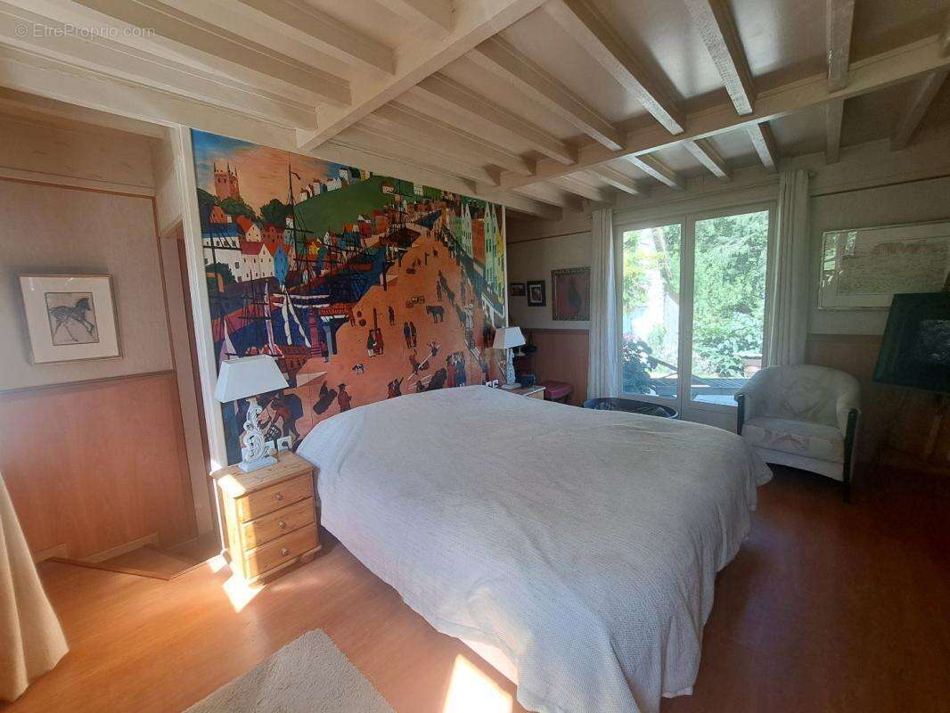 Maison à ARNAC-POMPADOUR