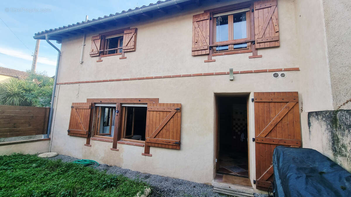 Maison à L&#039;ISLE-EN-DODON