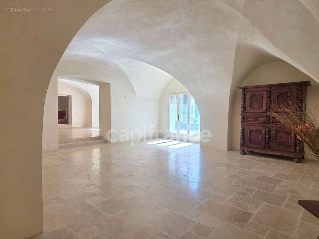 Prestigieuse demeure à vendre au coeur de la Drôme - photo 6