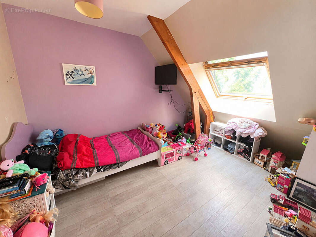 A VENDRE - Maison proche de Chaumont en Vexin - PLAIN PIED DE VIE - 5 chambres - garage - 1000 m² de terrain - photo 7