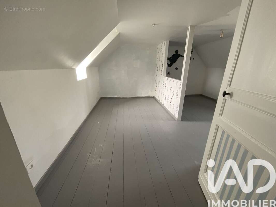 Maison 99 m² à Erre  - photo 6