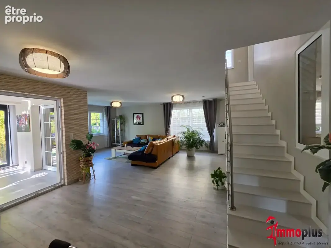 Village-Neuf : Maison - 6 pièces - 157 m2 - photo 11