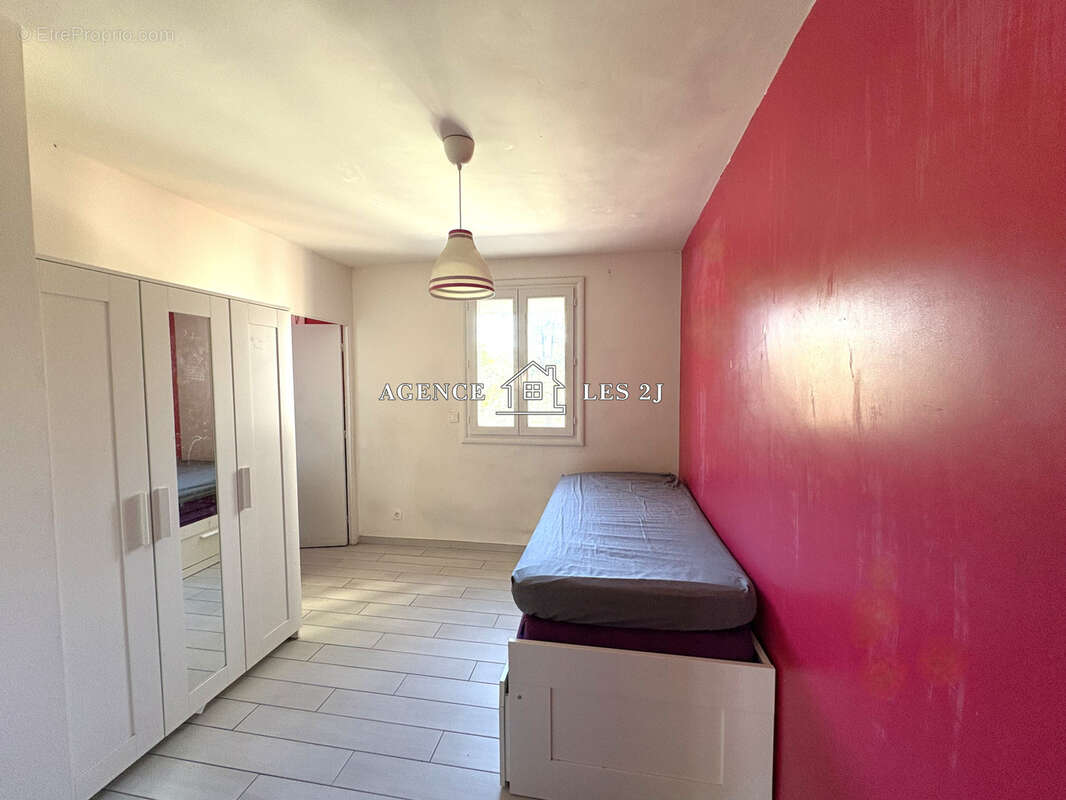 Appartement à MARSEILLE-12E